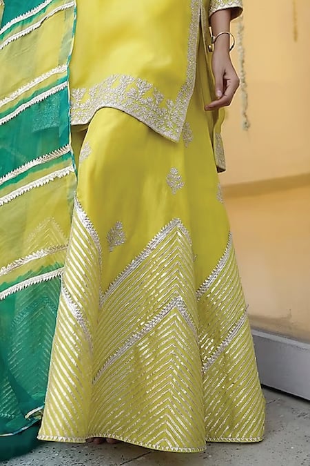 Kyra By Bhavna Yellow Organza, Chanderi Embroidery, Zari Split V-neck Kurta Sharara Set Online at Aza Fashions Kyra By Bhavna_Yellow Organza, Chanderi Embroidery, Zari Split V-neck Kurta Sharara Set _Online_at_Aza_Fashions