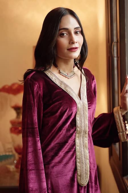 Roze Maroon Lycra, Velvet Sequins, Nargis Embroidered Work Kurta With Flared Pant Online at Aza Fashions Roze_Maroon Lycra, Velvet Sequins, Nargis Embroidered Work Kurta With Flared Pant _Online_at_Aza_Fashions