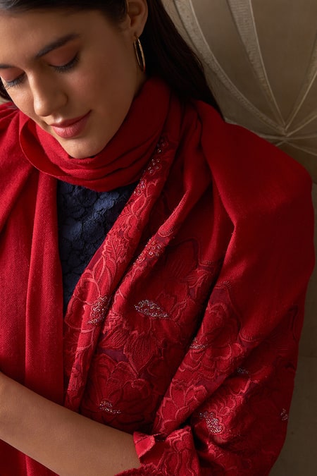 Mauli Cashmere Red A Rose Dream Pattern Stole Online at Aza Fashions Mauli Cashmere_Red A Rose Dream Pattern Stole_Online_at_Aza_Fashions