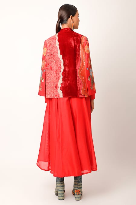 Jajaabor Foliage Embroidered Jacket Anarkali Set 