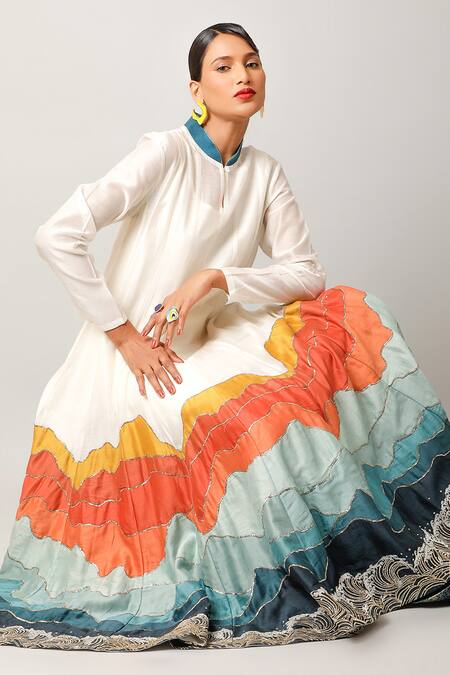 Shop Jajaabor Ivory Silk Chanderi Embroidered And Printed Landscape Anarkali & Pant Set Shop_Jajaabor_Ivory Silk Chanderi Embroidered And Printed Landscape Anarkali & Pant Set