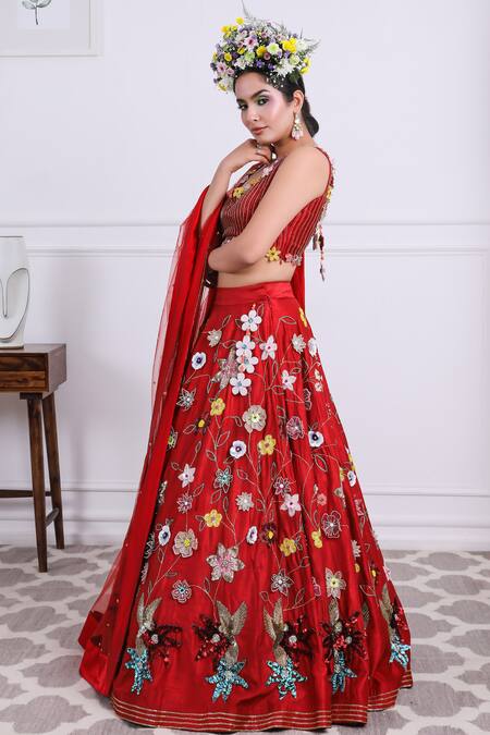 Kiran Kalsi Red Tulle, , Satin Embroidery, Sequins Scoop Neck Raw 3d Lehenga Set Online at Aza Fashions Kiran Kalsi_Red Tulle, , Satin Embroidery, Sequins Scoop Neck Raw 3d Lehenga Set _Online_at_Aza_Fashions