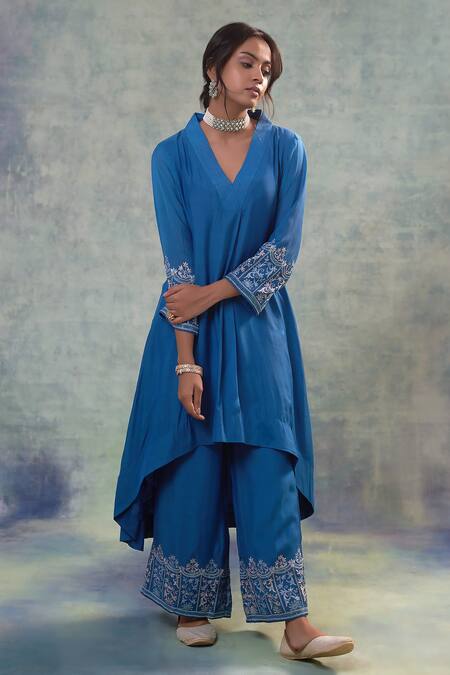 Buy Sonia Khatri Blue Muslin Tassels, Embroidery V-neck Floral High Low Tunic Set Buy_Sonia Khatri_Blue Muslin Tassels, Embroidery V-neck Floral High Low Tunic Set