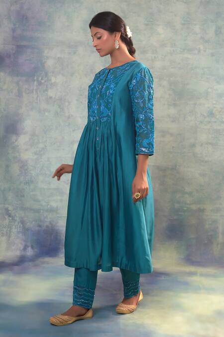 Sonia Khatri_Blue Organza, Silk Embroidery Round Neck Pristine Gathered Kurta And Pant Set _Online_at_Aza_Fashions
