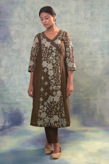 Sonia Khatri Embroidered Kurta & Pant Set 
