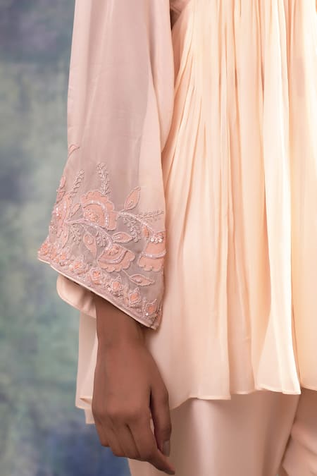 Sonia Khatri Peach Georgette, Organza, Silk Sequins, Embroidery Puff Serenity Top And Pant Set at Aza Fashions Sonia Khatri_Peach Georgette, Organza, Silk Sequins, Embroidery Puff Serenity Top And Pant Set _at_Aza_Fashions