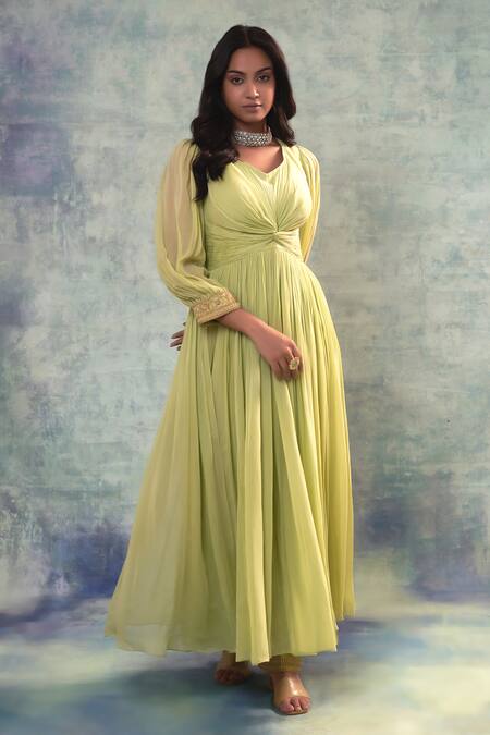 Sonia Khatri_Green Georgette, Silk Embroidery V-neck Gathered Kurta And Pant Set _Online_at_Aza_Fashions