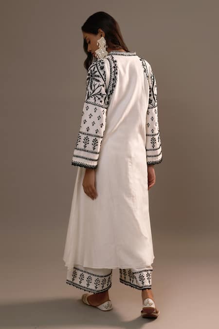 Shop Sonia Khatri White Silk Sequins, Embroidery Mandarin Collar Surmai Kurta With Palazzo at Aza Fashions Shop_Sonia Khatri_White Silk Sequins, Embroidery Mandarin Collar Surmai Kurta With Palazzo _at_Aza_Fashions