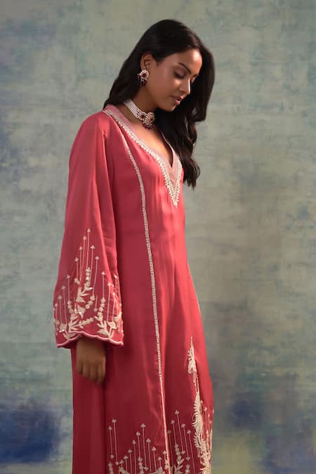 Buy_Sonia Khatri_Pink Organza Embroidery V-neck Floral Garden Kurta With Pant _Online_at_Aza_Fashions