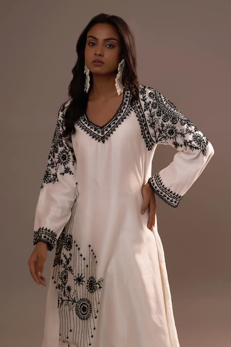 Buy_Sonia Khatri_Black Silk Embroidery V-neck Pankhudi Long Kurta And Palazzo Set _Online_at_Aza_Fashions