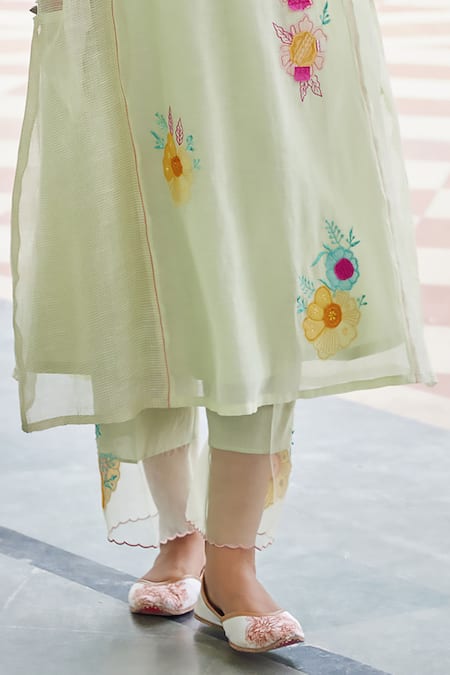 Buy Charu Makkar Green Chanderi Cotton Embroidery, Patchwork Flora Garden Anarkali With Pant Buy_Charu Makkar_Green Chanderi Cotton Embroidery, Patchwork Flora Garden Anarkali With Pant