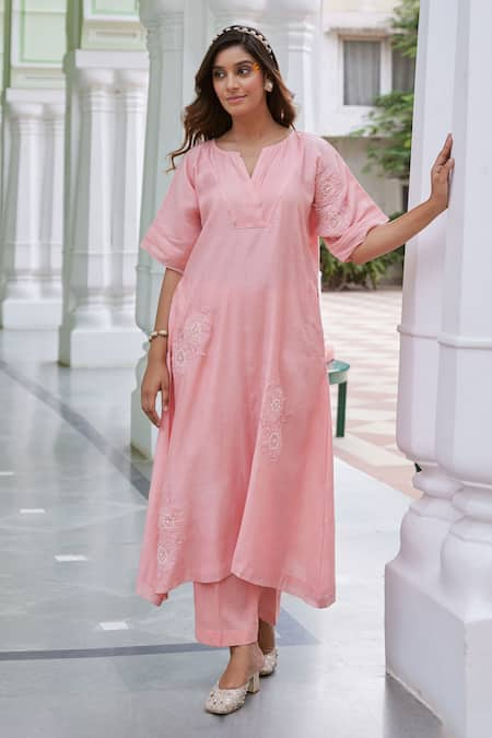 Charu Makkar Petunia Garden Patch Work Kurta With Pant 