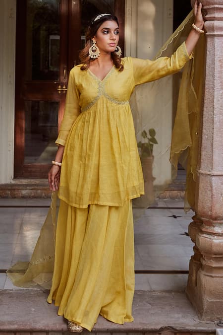 Charu Makkar Yellow Chanderi Tissue Embroidered Floral Round Aari Kurta Gharara Set