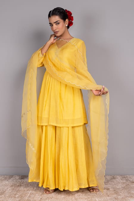 Buy_Charu Makkar_Yellow Chanderi Embroidery Round Neck Aari Kurta Gharara Set _Online_at_Aza_Fashions