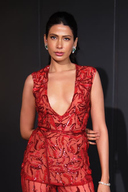 Buy_Ohaila Khan_Red Tulle Sequins, Crystals, Beads V-neck Hand Embellished Kurta And Sharara Set _Online_at_Aza_Fashions