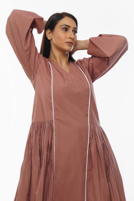 Buy Khat Pink Cotton, Poplin V-neck Side Gathered Tunic Pant Set Online at Aza Fashions Buy_Khat_Pink Cotton, Poplin V-neck Side Gathered Tunic Pant Set _Online_at_Aza_Fashions