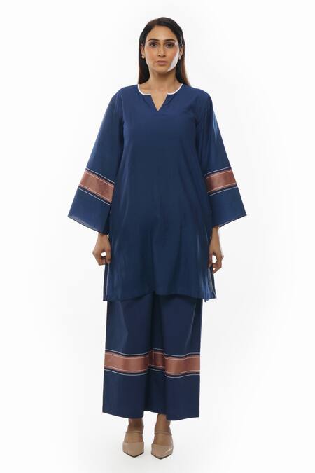 Khat_Blue Handloom , Piping Collared Handwoven Tunic And Pant Set _Online_at_Aza_Fashions
