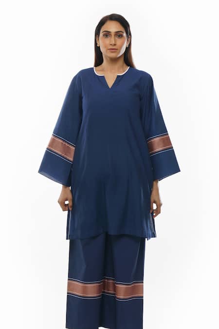 Buy_Khat_Blue Handloom , Piping Collared Handwoven Tunic And Pant Set _Online_at_Aza_Fashions