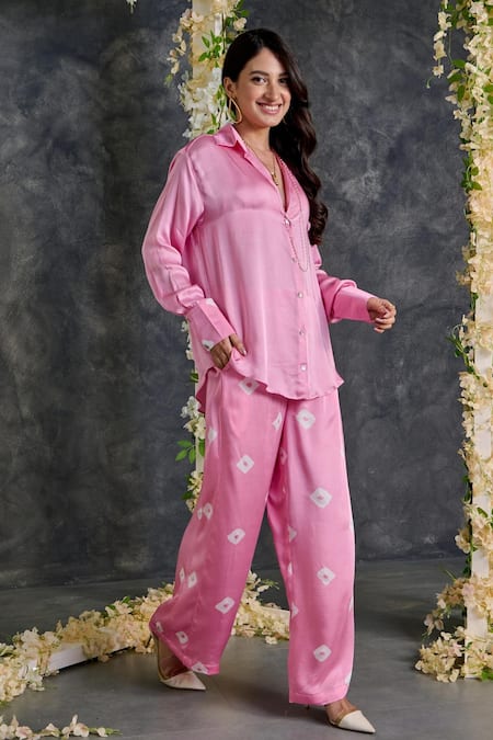 Buy_Gulaal_Pink Modal, Satin Embroidery Collared Bandhani Print Shirt And Pant Set