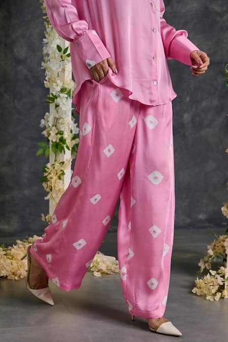 Shop_Gulaal_Pink Modal, Satin Embroidery Collared Bandhani Print Shirt And Pant Set