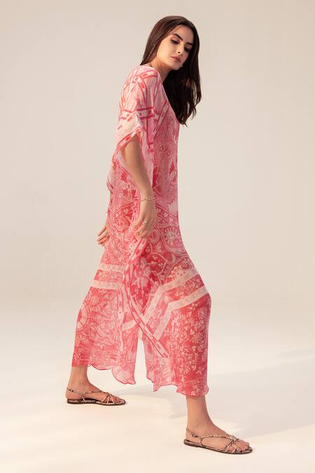 Buy Reena Sharma Pink Georgette V-neck Aisha Floral Blossom Print Kaftan Online at Aza Fashions Buy_Reena Sharma_Pink Georgette V-neck Aisha Floral Blossom Print Kaftan _Online_at_Aza_Fashions