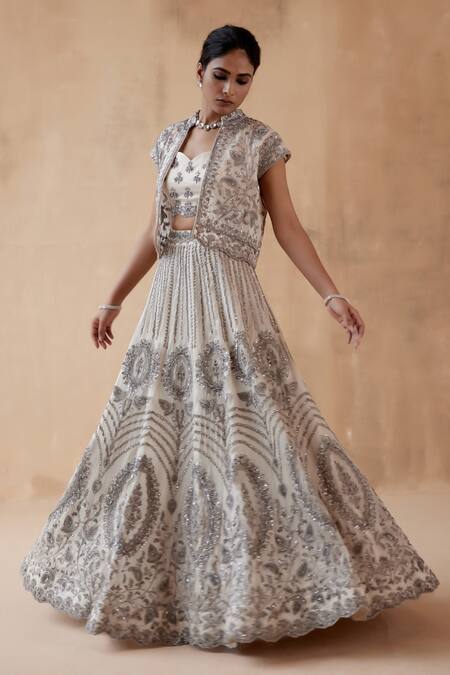 Aman Takyar Grey Organza Sequins, Zari Sweetheart Thread Embroidered Jacket Lehenga Set Online at Aza Fashions Aman Takyar_Grey Organza Sequins, Zari Sweetheart Thread Embroidered Jacket Lehenga Set _Online_at_Aza_Fashions