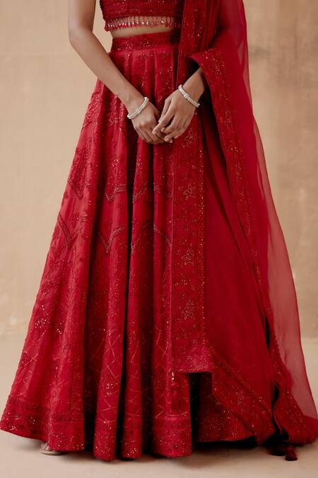 Buy_Aman Takyar_Red Organza Sequins, Beads, Cut Work, Embroidery V-neck Bridal Lehenga Set _Online_at_Aza_Fashions