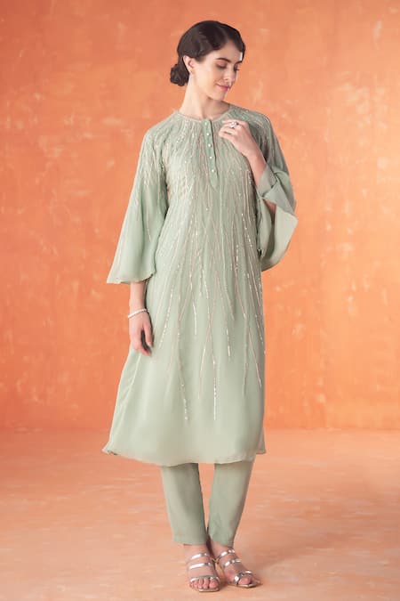 SUMMER BY PRIYANKA GUPTA Green Georgette Embroidered Cut Dana Round Neck Rays A-line Kurta And Pant Set