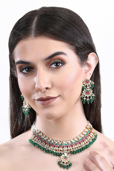 Auraa Trends_Red Stones, Beads, Zari Kundan Embellished Pendant Choker Set _Online_at_Aza_Fashions