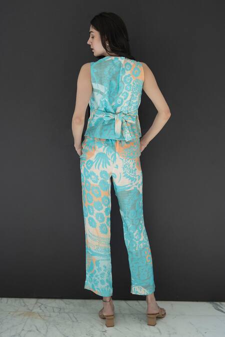 Shop Nassh Multi Color Linen Embroidery V-neck Printed Waistcoat And Pant Set at Aza Fashions Shop_Nassh_Multi Color Linen Embroidery V-neck Printed Waistcoat And Pant Set_at_Aza_Fashions