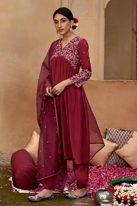 Seher Jaipur_Maroon Muslin, Silk, Organza Embroidery, Sequins V-neck Ruhi Kurta Pant Set _Online_at_Aza_Fashions
