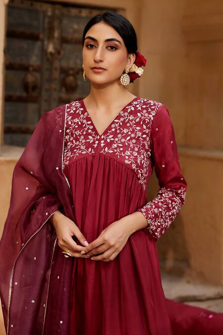 Seher Jaipur_Maroon Muslin, Silk, Organza Embroidery, Sequins V-neck Ruhi Kurta Pant Set _at_Aza_Fashions
