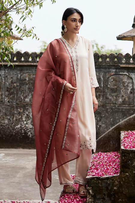 Shop Seher Jaipur Peach Muslin, Silk, Cotton, Organza Embroidery V-neck Sama Kurta Pant Set at Aza Fashions Shop_Seher Jaipur_Peach Muslin, Silk, Cotton, Organza Embroidery V-neck Sama Kurta Pant Set _at_Aza_Fashions