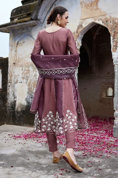 Shop Seher Jaipur Brown Muslin, Organza, Cotton, Silk Embroidery High Neck Zafreen Kurta Pant Set at Aza Fashions Shop_Seher Jaipur_Brown Muslin, Organza, Cotton, Silk Embroidery High Neck Zafreen Kurta Pant Set _at_Aza_Fashions