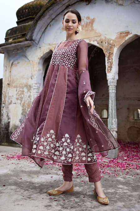Buy Seher Jaipur Brown Muslin, Organza, Cotton, Silk Embroidery High Neck Zafreen Kurta Pant Set Online at Aza Fashions Buy_Seher Jaipur_Brown Muslin, Organza, Cotton, Silk Embroidery High Neck Zafreen Kurta Pant Set _Online_at_Aza_Fashions