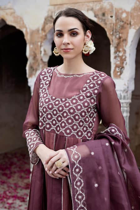 Seher Jaipur Brown Muslin, Organza, Cotton, Silk Embroidery High Neck Zafreen Kurta Pant Set at Aza Fashions Seher Jaipur_Brown Muslin, Organza, Cotton, Silk Embroidery High Neck Zafreen Kurta Pant Set _at_Aza_Fashions
