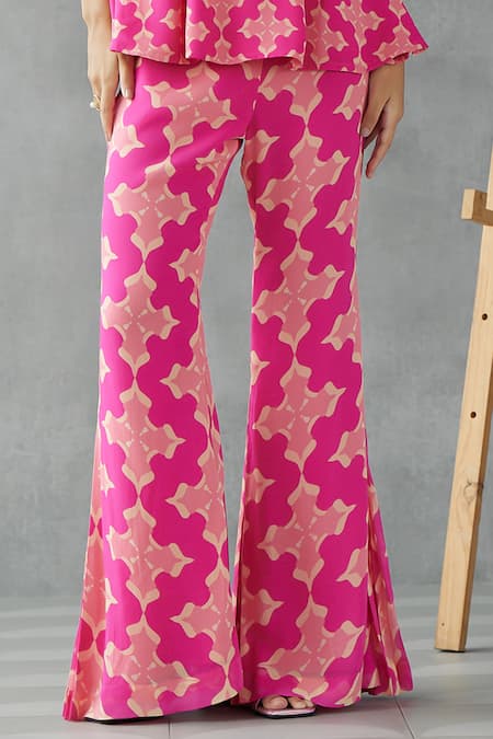 Mukta Sabharwal_Pink Georgette Lace V-neck Geometric Floral Print Tunic With Pant _Online_at_Aza_Fashions