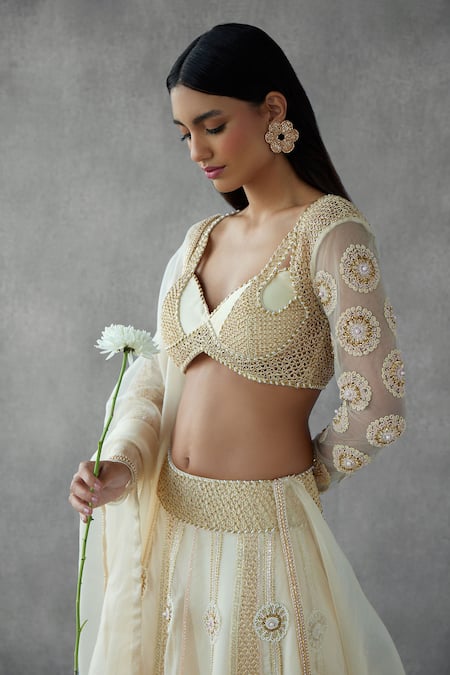 Mukta Sabharwal_Cream Chanderi Silk, Organza, Tulle Buttercup Flora Jaal Bridal Lehenga Set _Online_at_Aza_Fashions