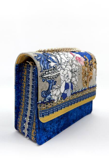The Garnish Company_Blue Floral Kendari Print Sling Bag _Online_at_Aza_Fashions
