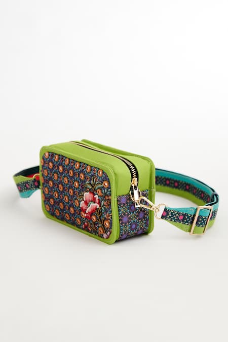 Shop The Garnish Company Green Tile Anemone Print Camera Bag at Aza Fashions Shop_The Garnish Company_Green Tile Anemone Print Camera Bag _at_Aza_Fashions