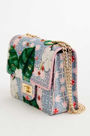 Buy The Garnish Company Pink Floral Hibiscuis And Tiles Print Bag Online at Aza Fashions Buy_The Garnish Company_Pink Floral Hibiscuis And Tiles Print Bag _Online_at_Aza_Fashions