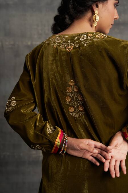 Buy BO Tree Green Velvet, Silk Embroidery Keyhole Neck Olive Kurta And Pant Set Online at Aza Fashions Buy_BO Tree_Green Velvet, Silk Embroidery Keyhole Neck Olive Kurta And Pant Set_Online_at_Aza_Fashions