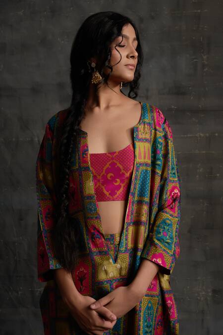 BO Tree_Multi Color Cotton, Flannel Split V-neck, Round Kashish Printed Kurta Pant Set_Online_at_Aza_Fashions