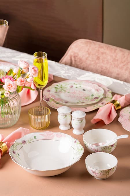 Blush pink best sale dinner set