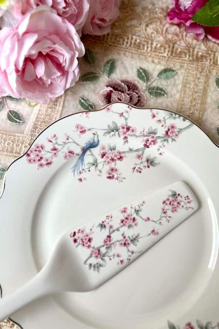 Shop Vigneto White Finest Premium Porcelain Orchid Bliss Pattern Serving Set Online at Aza Fashions Shop_Vigneto_White Finest Premium Porcelain Orchid Bliss Pattern Serving Set_Online_at_Aza_Fashions