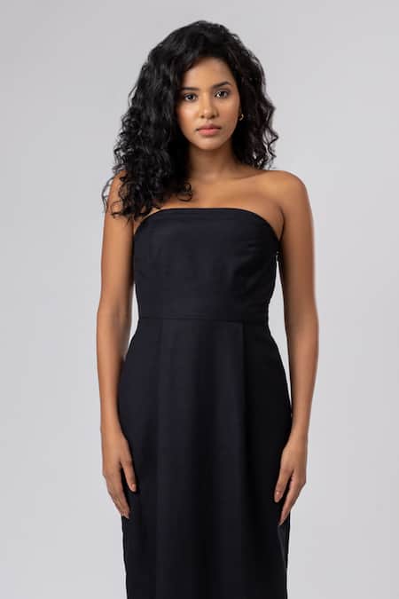 Doodlage_Black Cotton, Linen Off-shoulder Plain Strapless Dress _Online_at_Aza_Fashions