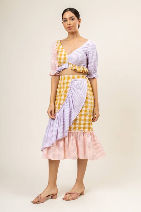 Buy_Doodlage_Multi Color Upcycled Cotton Seersucker Checkered V Pattern Crop Top With Skirt