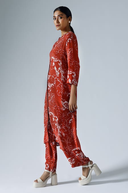 Buy Klad Red Crepe Printed Abstract Floral Mandarin Tunic And Pant Set Online at Aza Fashions Buy_Klad_Red Crepe Printed Abstract Floral Mandarin Tunic And Pant Set_Online_at_Aza_Fashions
