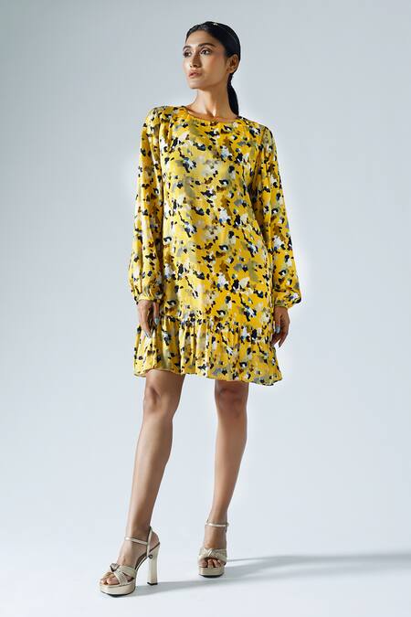 Buy Klad Yellow Satin Printed Abstract Geometric Round Shift Dress Online at Aza Fashions Buy_Klad_Yellow Satin Printed Abstract Geometric Round Shift Dress_Online_at_Aza_Fashions