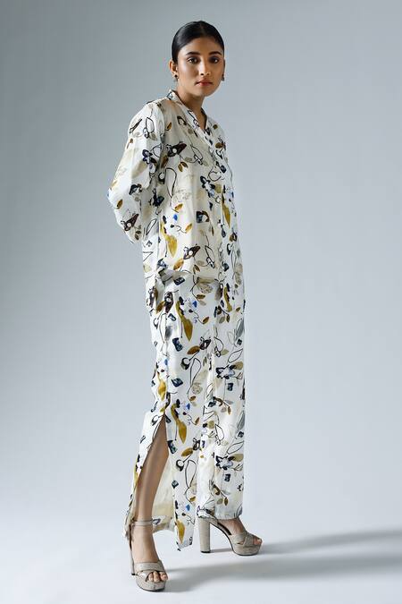 Buy Klad White Satin Printed Abstract Floral Mandarin Shirt And Slit Pant Co-ord Set Online at Aza Fashions Buy_Klad_White Satin Printed Abstract Floral Mandarin Shirt And Slit Pant Co-ord Set_Online_at_Aza_Fashions